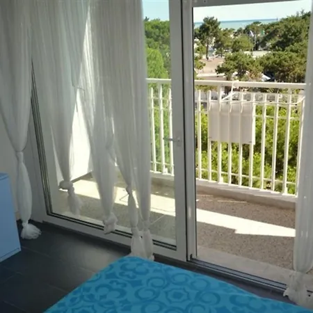 With Sea View Balcony In Lignano Pineta Appartamento *